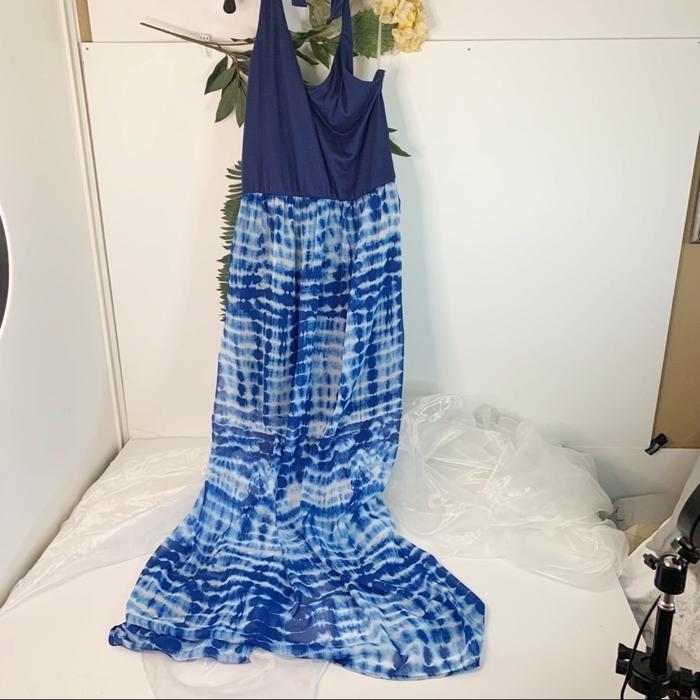 Lilly Rose Lined Marilyn Cut Maxi Dress! Large